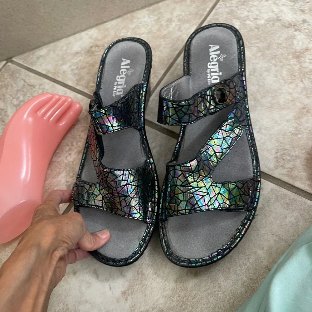 Alegria by PG Lite Womens Holographic Leather Wedge Sandals Black 42 USA 11.5-12
